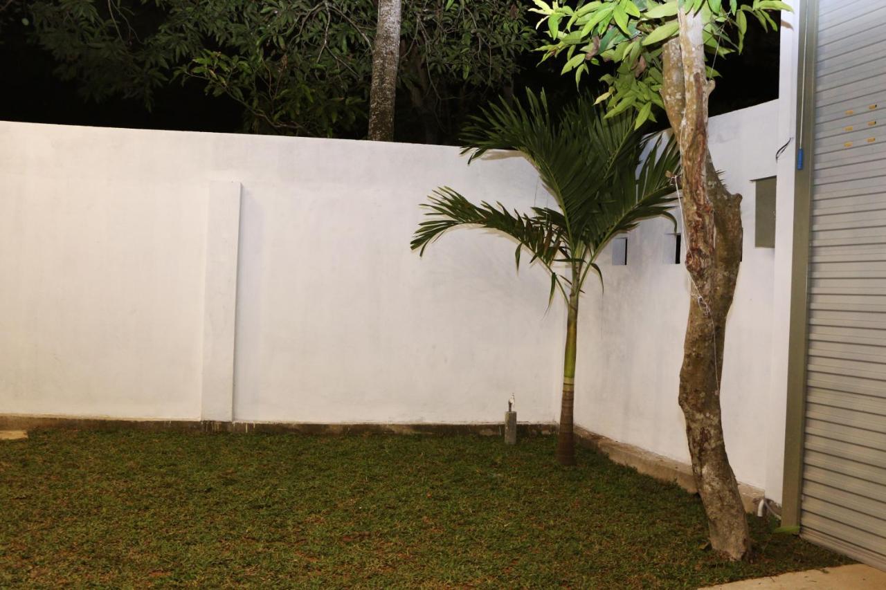 Ashford Beach Matara Exterior foto